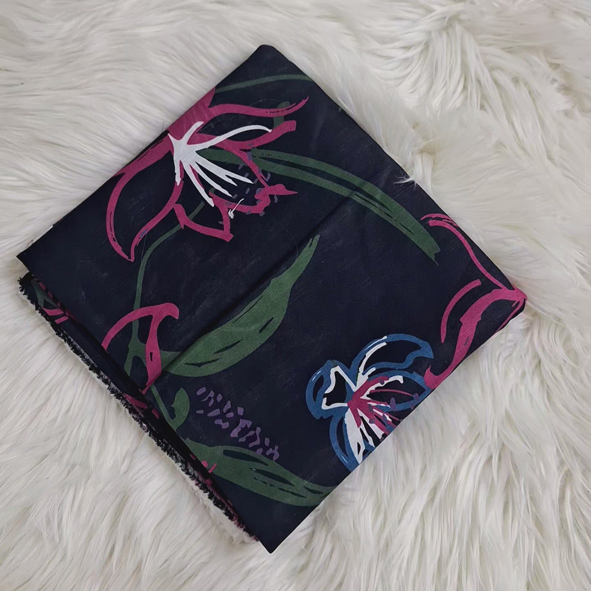 Al-Karam 2 Piece Khaddar Suit – Shirt & Trouser